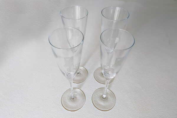 4 Flûtes à champagne en cristal d’Arc